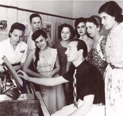 With students, including his future wife Luzia do Eirado Dias, at the front right 1953